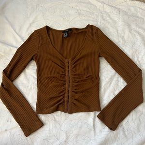 Hook & eye long sleeve top